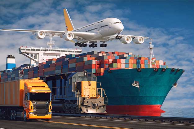 Consolidated Freight Shipping From the UK: Expert Analysis